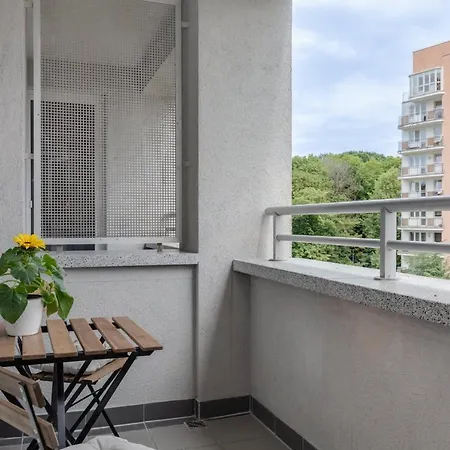 Etna Tranquil With Balcony By Renters Kołobrzeg