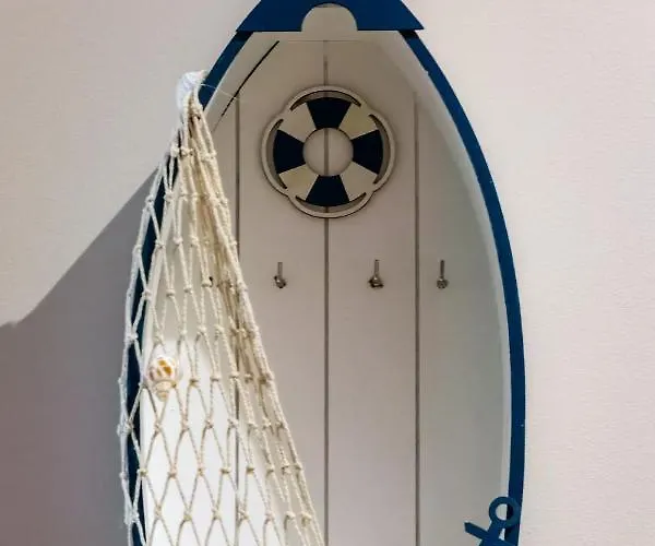 Etna Tranquil With Balcony By Renters Apartment