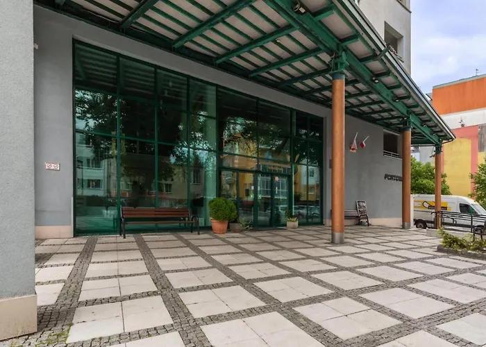 Etna Tranquil With Balcony By Renters Apartment Kolobrzeg